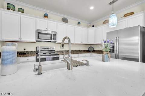 11914 Silver Cobblestone Way, Fort Myers FL - photo 15 of 51