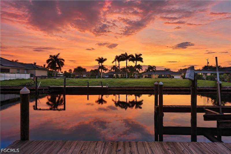3 bedroom SingleFamilyResidence at 5329 Cocoa Ct, Cape Coral, Cape Coral — photo 5