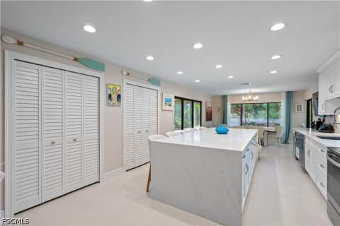 7337 Lake Dr, Fort Myers FL - photo 11 of 75