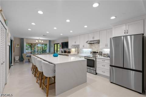 7337 Lake Dr, Fort Myers FL - photo 12 of 75