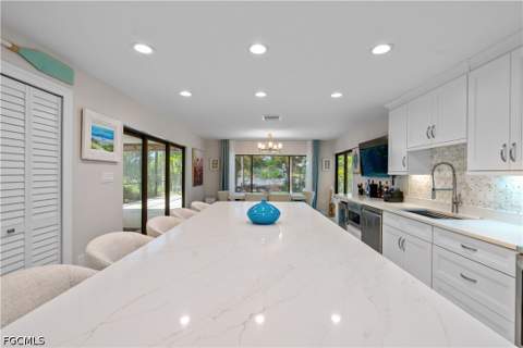 7337 Lake Dr, Fort Myers FL - photo 13 of 75