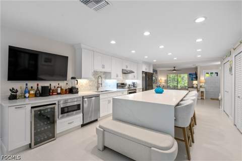 7337 Lake Dr, Fort Myers FL - photo 19 of 75