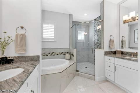 605 El Camino Real 102, Naples FL - photo 12 of 31