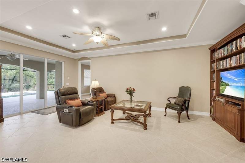 2 bedroom SingleFamilyResidence at 9267 Breno Dr, Monticello, Fort Myers — photo 4
