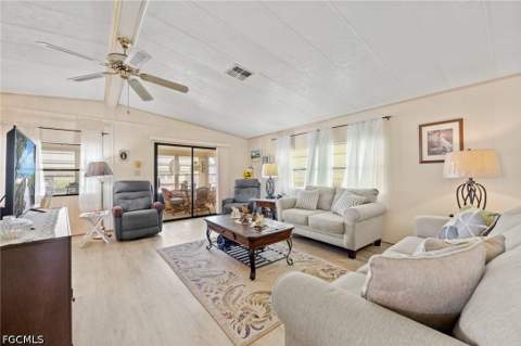 11931 Yellowstone Dr, Bonita Springs FL - photo 12 of 51