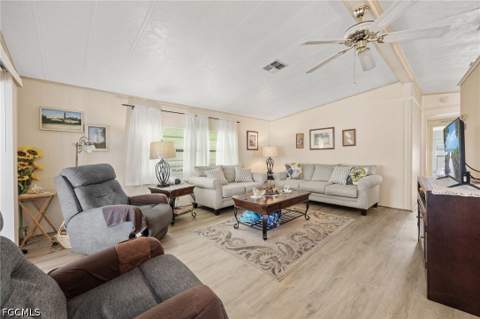 11931 Yellowstone Dr, Bonita Springs FL - photo 9 of 51