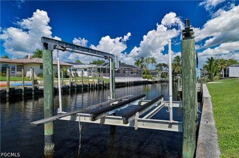 4547 W Coral Cir, North Fort Myers FL - photo 18 of 40