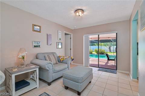 2202 SE 13th St, Cape Coral FL - photo 11 of 37