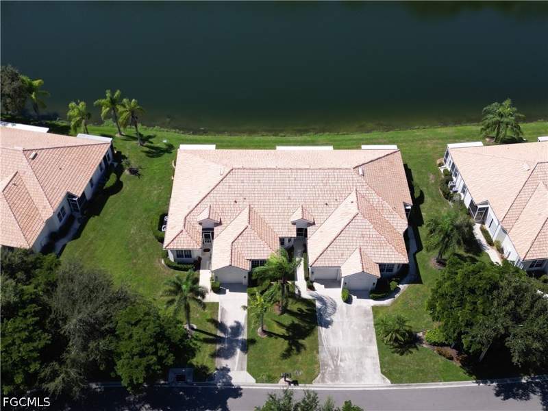 2 bedroom Attached at 8970 Bristol Bend, Sommerset Villas, Fort Myers — photo 2