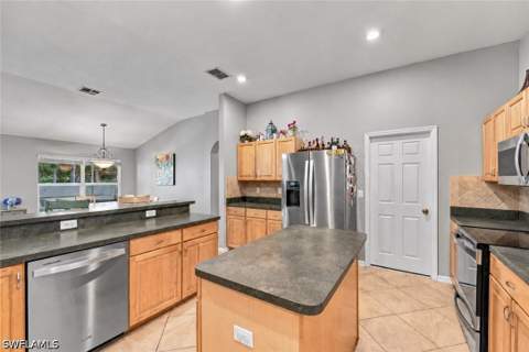 17311 Stepping Stone Dr, Fort Myers FL - photo 8 of 23