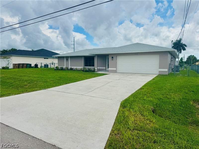 3 bedroom SingleFamilyResidence at 112 SW 38th Ter, Cape Coral, Cape Coral — photo 2