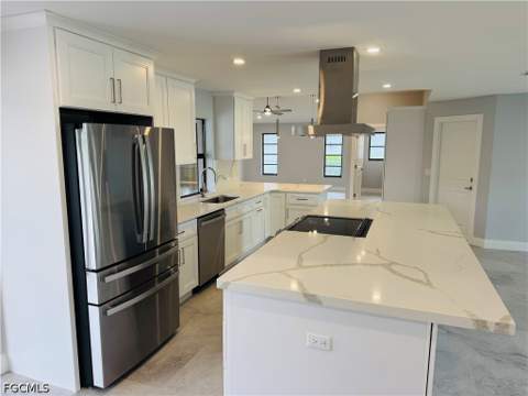 112 SW 38th Ter, Cape Coral FL - photo 9 of 45