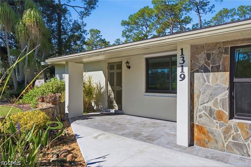 2 bedroom SingleFamilyResidence at 1319 Broadway Ave, Lehigh Acres, Lehigh Acres — photo 4