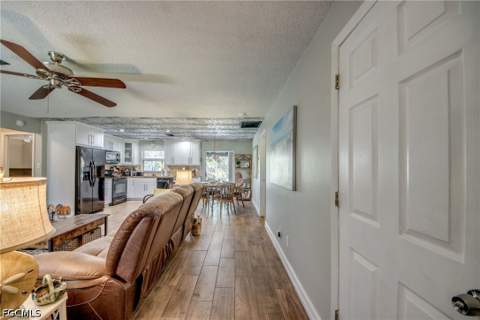 513 SE 34th St, Cape Coral FL - photo 8 of 35
