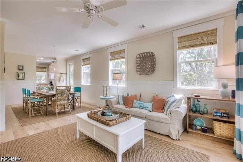 3 bedroom SingleFamilyResidence at 1550 Centre St, Sanibel Center, Sanibel — photo 3