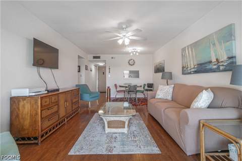 1580 Pine Valley Dr 414, Fort Myers FL - photo 7 of 34