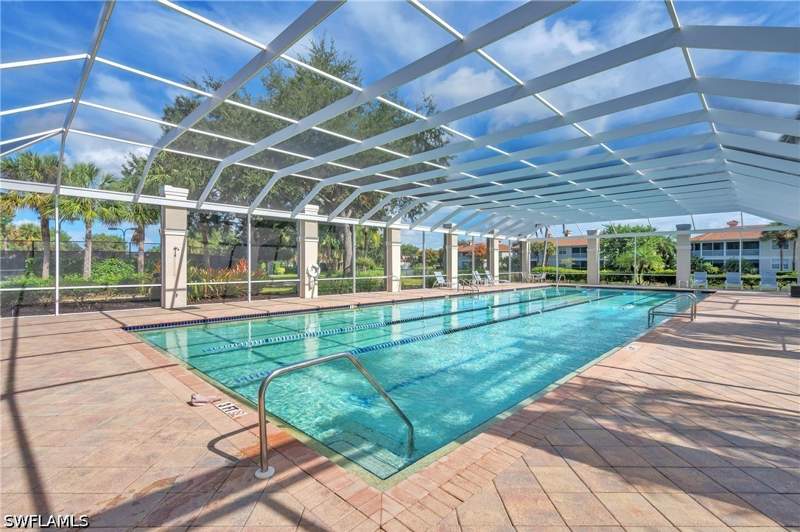 2 bedroom Condominium at 3023 Horizon Ln 2505, Rum Bay, Naples — photo 2
