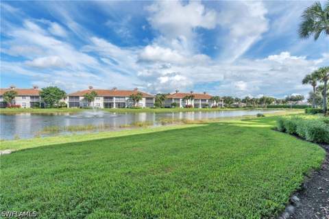 3023 Horizon Ln 2505, Naples FL - photo 24 of 47