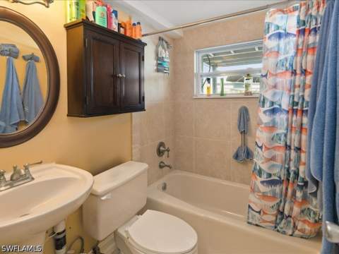 565 Coconut Ave, Goodland FL - photo 22 of 35