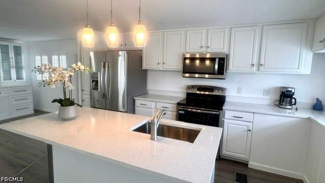 2 bedroom ManufacturedHome at 14511 Constitution Way, Old Bridge Village, North Fort Myers — photo 2