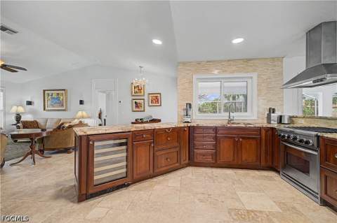 1813 SW 49th Ter, Cape Coral FL - photo 12 of 31