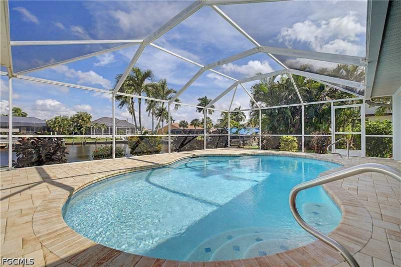 3 bedroom SingleFamilyResidence at 1813 SW 49th Ter, Cape Coral, Cape Coral — photo 5