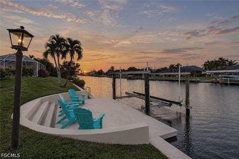 1813 SW 49th Ter, Cape Coral FL - photo 6 of 31