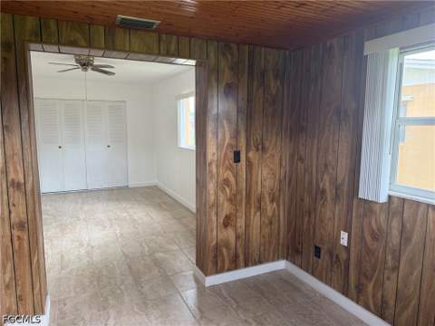 2211 Orchid Rd, Lehigh Acres FL - photo 10 of 24