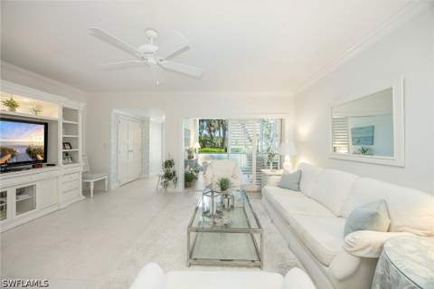 5818 Glencove Dr 103, Naples FL - photo 10 of 44