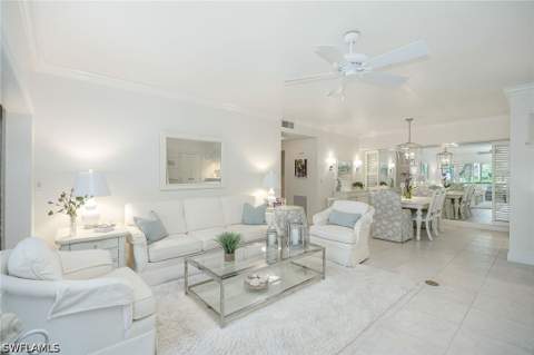 5818 Glencove Dr 103, Naples FL - photo 8 of 44