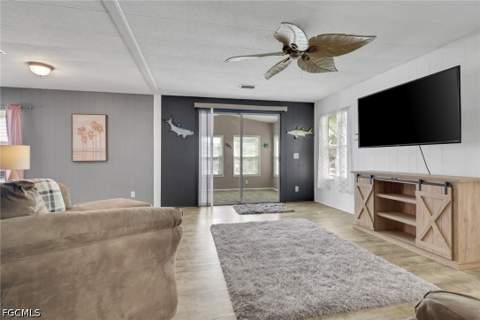 648 Future Dr, North Fort Myers FL - photo 8 of 24