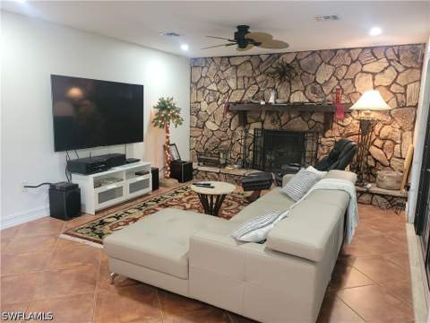 5259 Myrtle Ln, Naples FL - photo 8 of 22