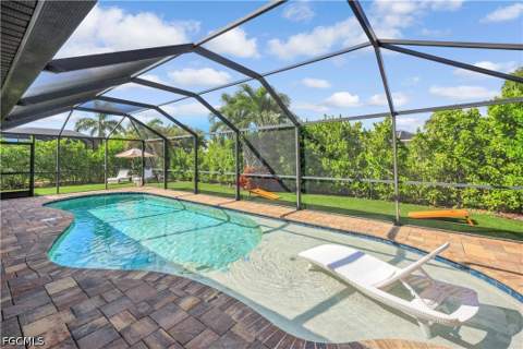 4934 Agualinda Blvd, Cape Coral FL - photo 8 of 48