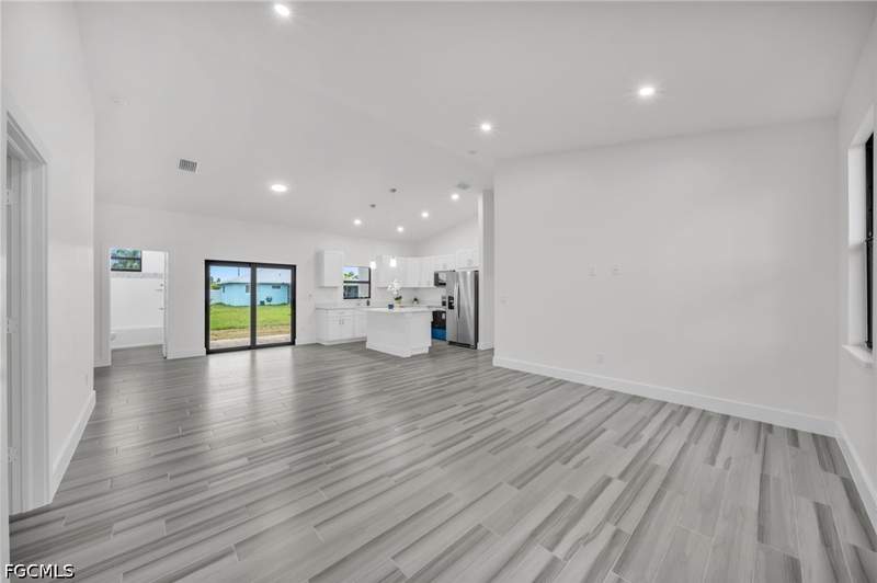 4 bedroom SingleFamilyResidence at 2836 NW 5th Ter, Cape Coral, Cape Coral — photo 4