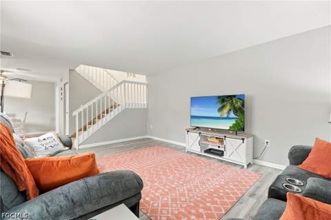 5205 Cedarbend Dr 2, Fort Myers FL - photo 7 of 28