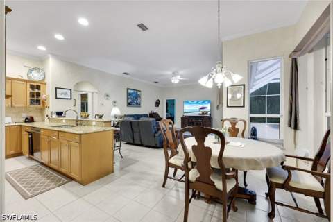661 27th St NW, Naples FL - photo 16 of 41