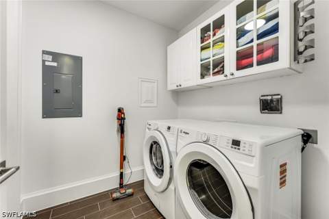 1030 3rd Ave S 215, Naples FL - photo 18 of 39