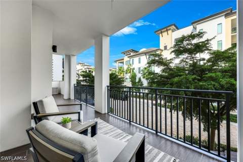 1030 3rd Ave S 215, Naples FL - photo 22 of 39