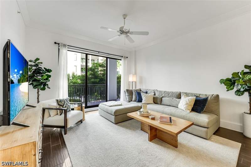 2 bedroom Condominium at 1030 3rd Ave S 215, Naples Square, Naples — photo 3