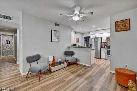3490 Santiago Way, Naples FL - photo 10 of 50