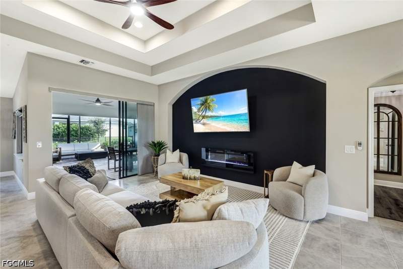 4 bedroom SingleFamilyResidence at 1819 SW 40th Ter, Cape Coral, Cape Coral — photo 3