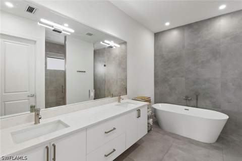 4157 68th Ave NE, Naples FL - photo 10 of 23
