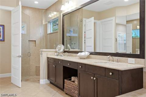 4922 Andros Dr, Naples FL - photo 17 of 50