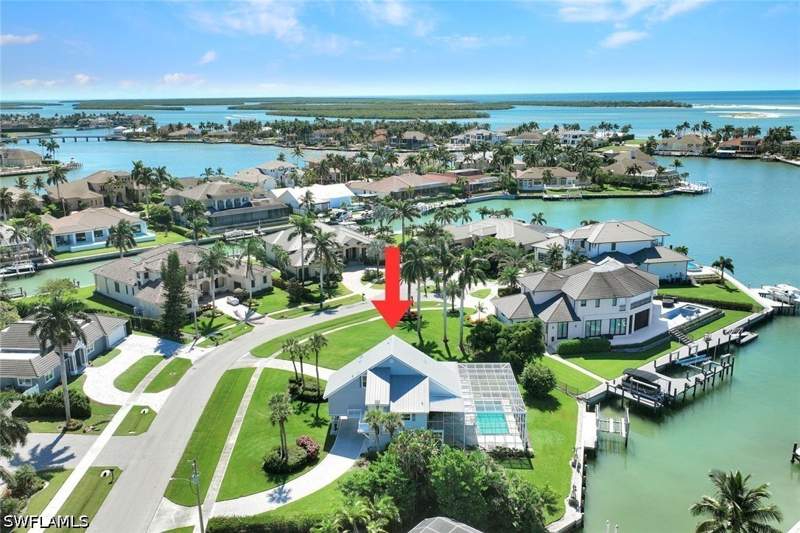 4 bedroom SingleFamilyResidence at 810 Arcadia Ct, Marco Beach, Marco Island — photo 3