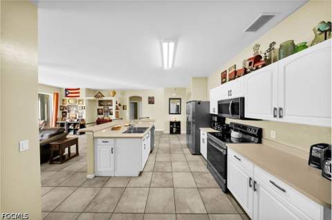 14090 Roof St, Fort Myers FL - photo 13 of 44