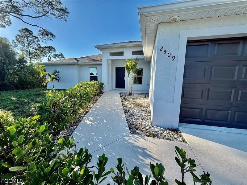 4 bedroom SingleFamilyResidence at 2509 16th St W, Lehigh Acres, Lehigh Acres — photo 2