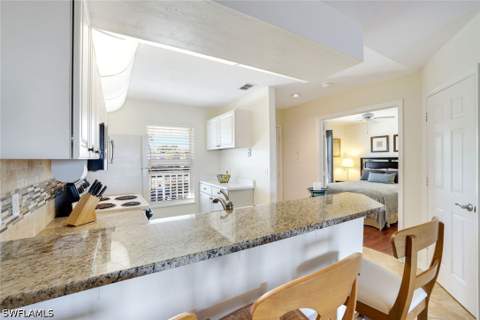 1325 Mainsail Dr 1211, Naples FL - photo 8 of 20