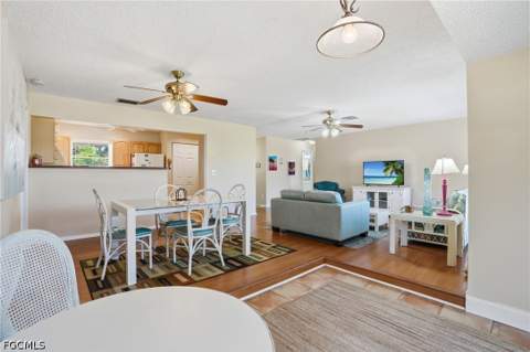4289 Island Cir 1, Fort Myers FL - photo 10 of 38