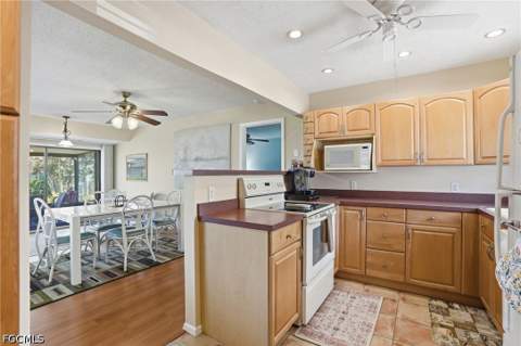4289 Island Cir 1, Fort Myers FL - photo 15 of 38