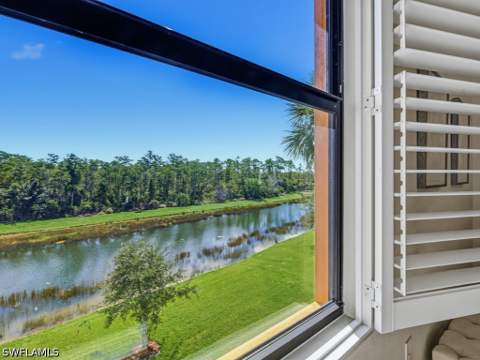 9590 Trevi Ct 5338, Naples FL - photo 16 of 44